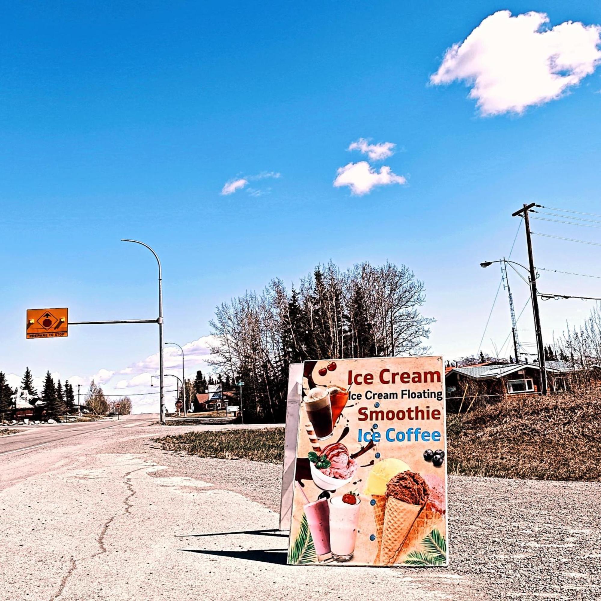 Cozy Corner Motel & Restaurant Haines Junction Extérieur photo
