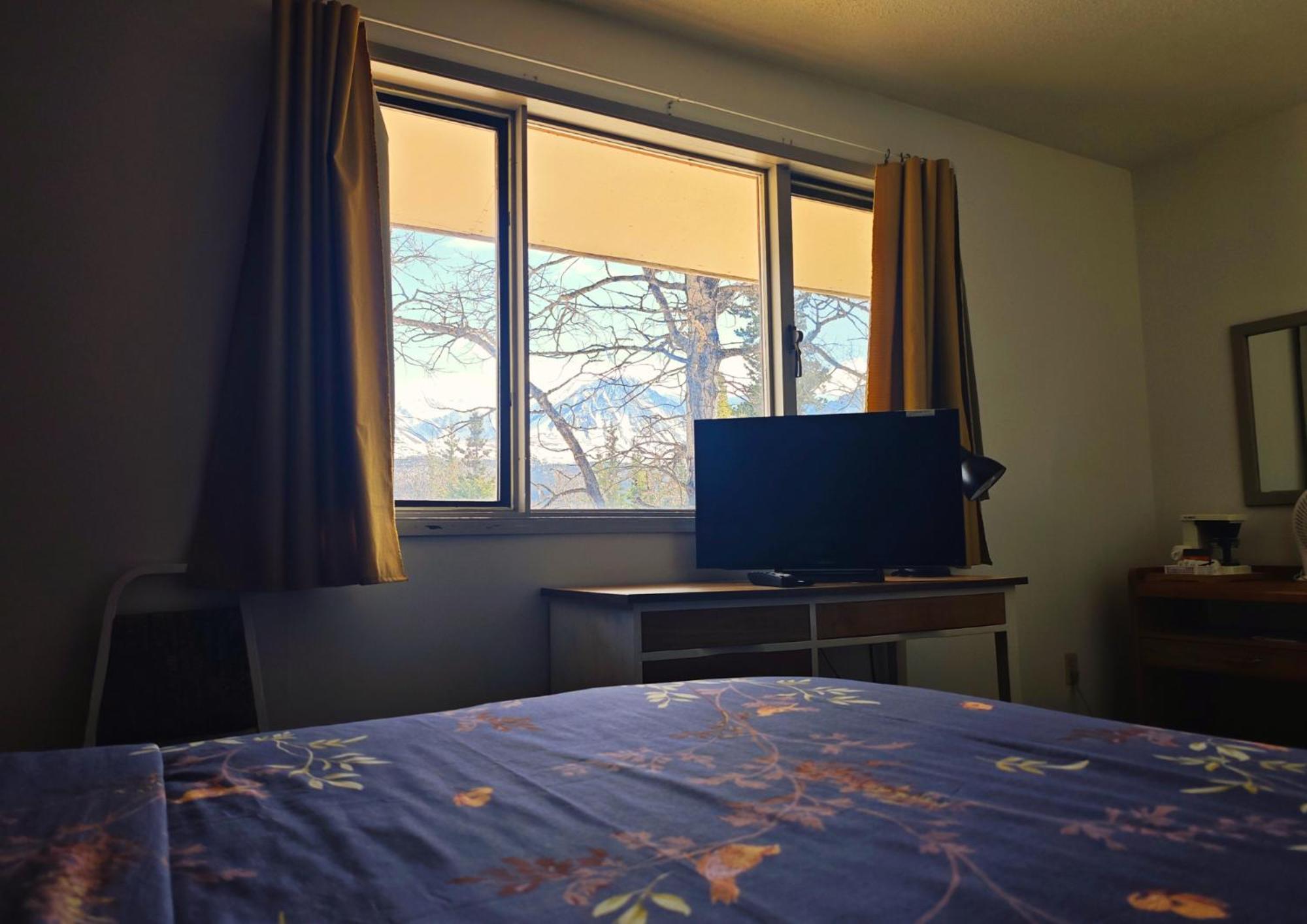 Cozy Corner Motel & Restaurant Haines Junction Extérieur photo